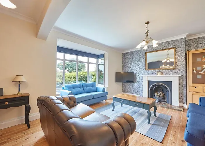 Host & - Puffin House Holiday home