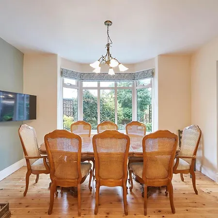 Host & - Puffin House Holiday home Whitby