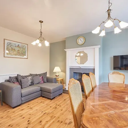 Host & - Puffin House Vakantiehuis