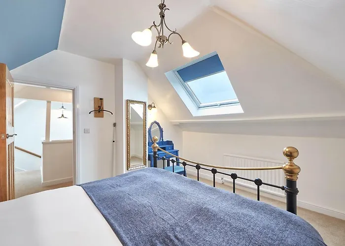 Holiday home Host & - Puffin House Whitby